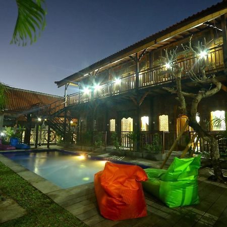 Tropical Canggu Hostel Экстерьер фото