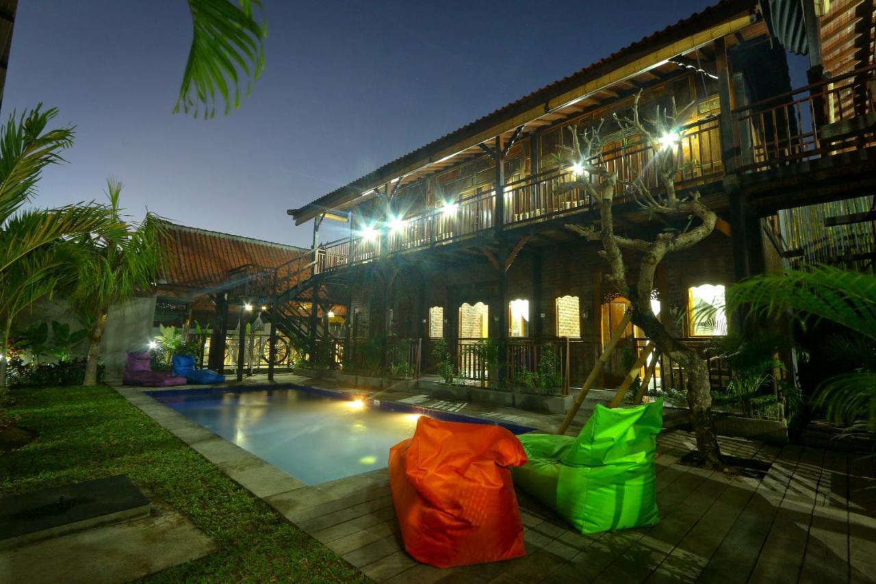 Tropical Canggu Hostel Экстерьер фото